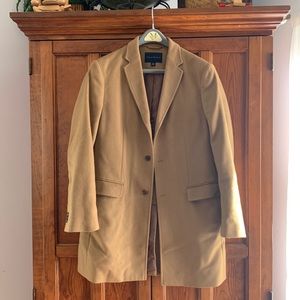 Banana Republic camel overcoat. Good but used condition.